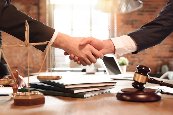 Top Reasons to Hire the Reputed Family Lawyer 
